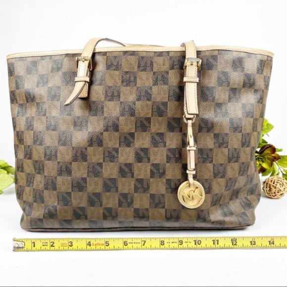 SOLD Michael Kors Tote Handbag Jet Set Check - Picture 3 of 8